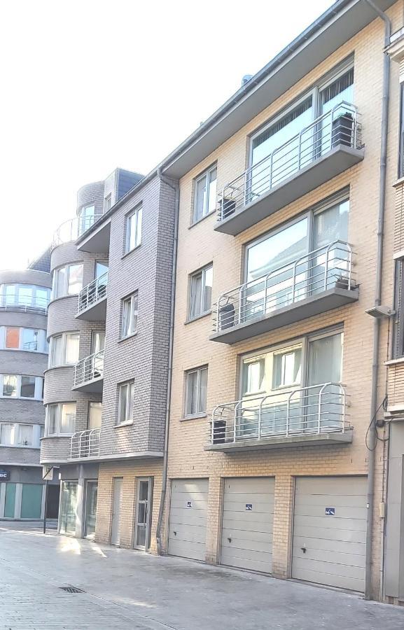 Marjori Met Gratis Parkeerplaats